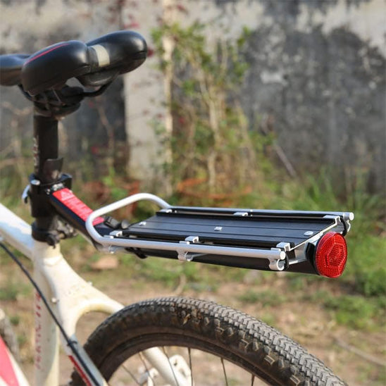 Porte_bagage_velo_sur_cadre selle_dans_parc