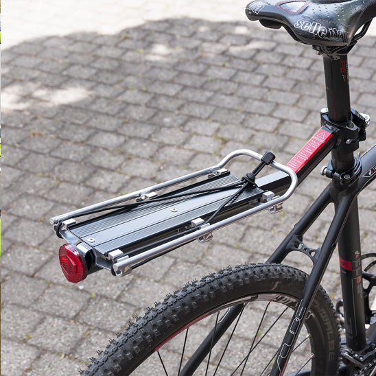 Porte_bagage_velo_uniforme_avec_sangles_attache