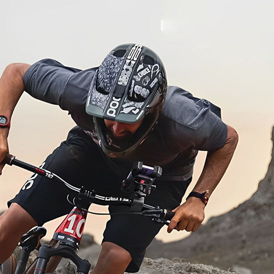 Support telephone velo en action