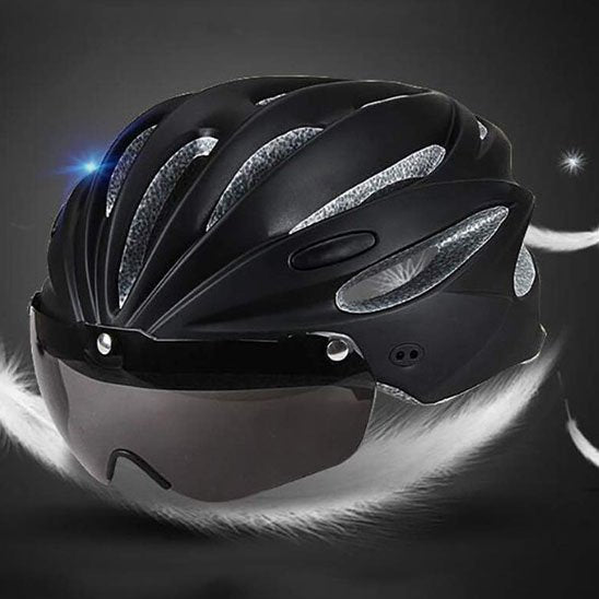 Casque velo visiere 