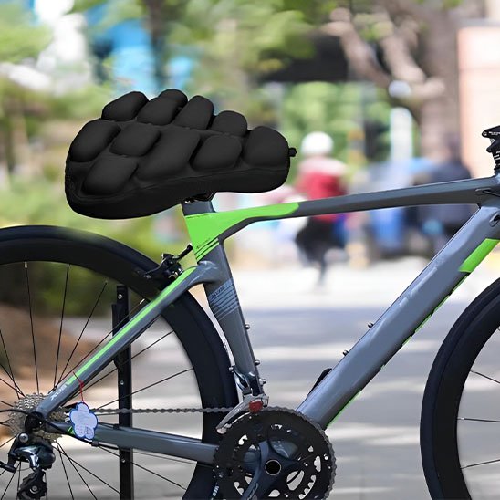 Couvre selle velo gonflable sur velo ville