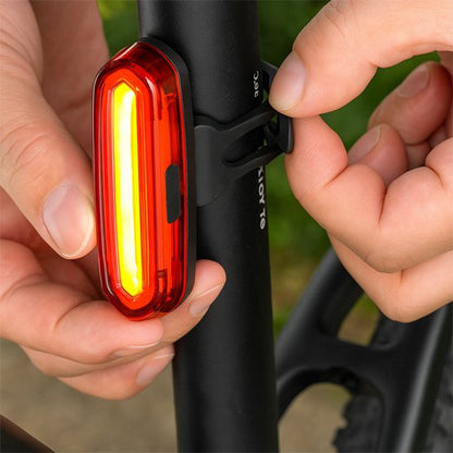 eclairage pour velo rouge facile d'installation