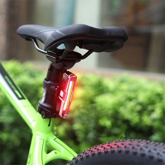 Lumiere velo arrière selle vélo