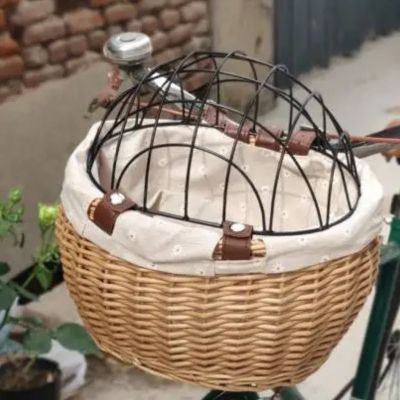 panier velo chien sur bicyclette avec tissu