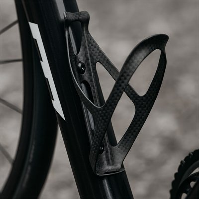 Porte bouteille accès latéral