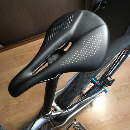 Selle velo avec conception perforée