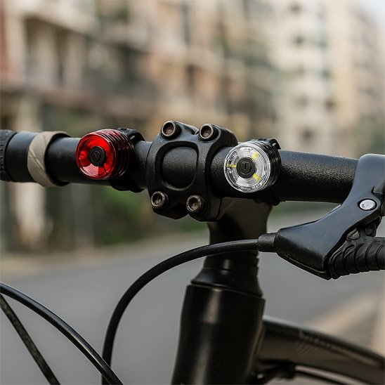 vélo éclairage compact facile d'installation