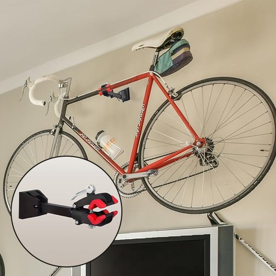 velo rouge blanc installer par-dessus porte au mur horizontalement avec support velo mural